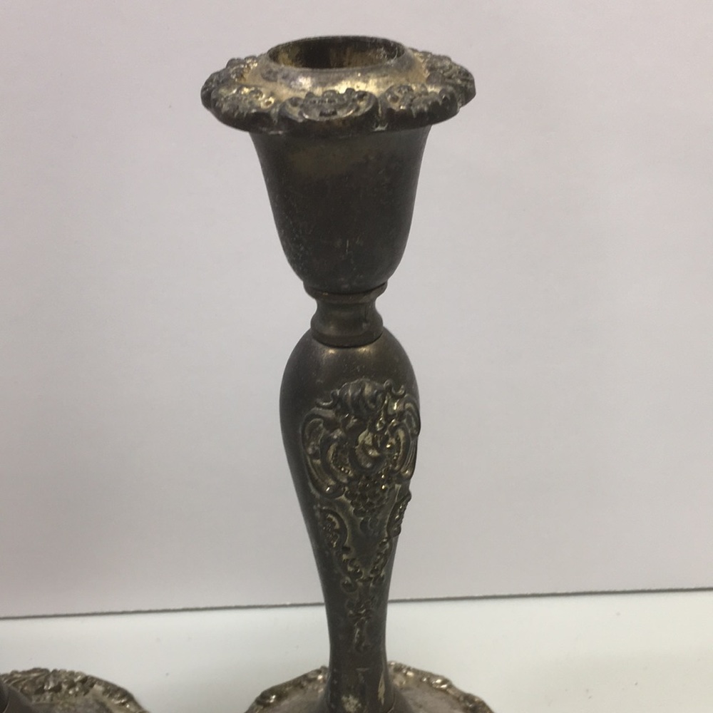 Pair of Godinger Silverplate Candlestick Holders - Picture 4 of 10